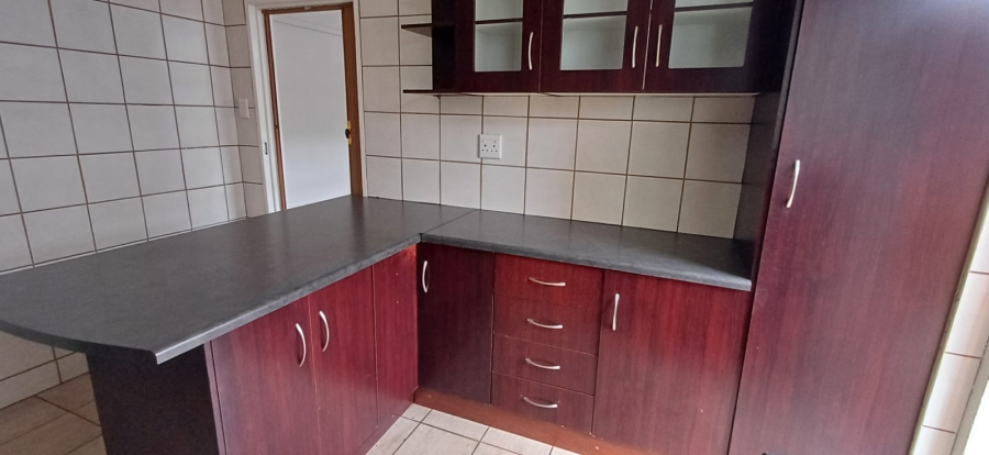 5 Bedroom Property for Sale in Eureka Free State